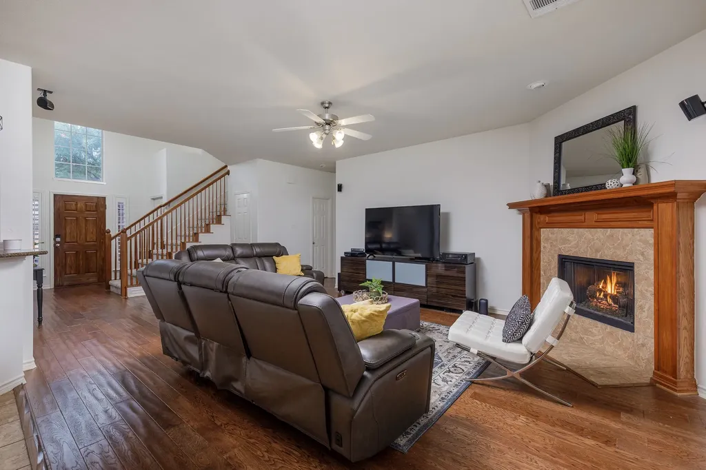 7908 Elk Mountain Trail Mckinney TX 75070
