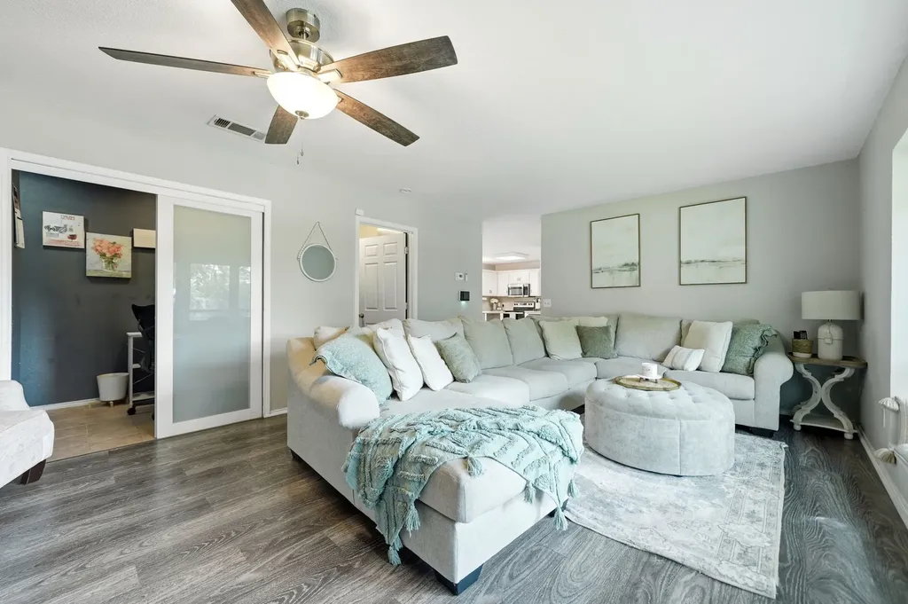 2209 Villawood Lane Garland TX 75040