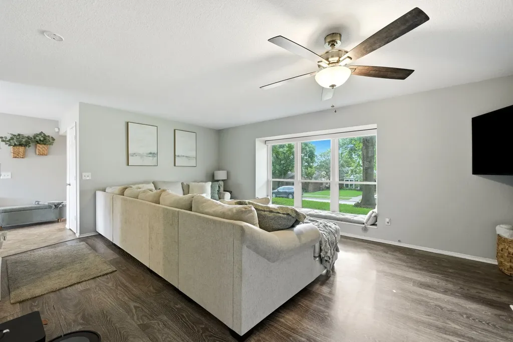 2209 Villawood Lane Garland TX 75040