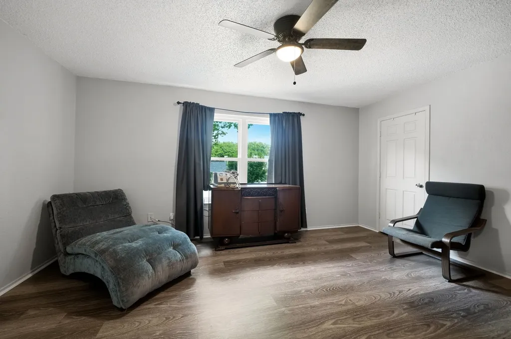 2209 Villawood Lane Garland TX 75040