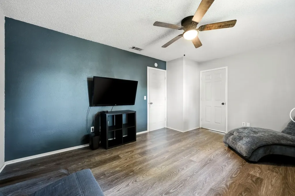 2209 Villawood Lane Garland TX 75040