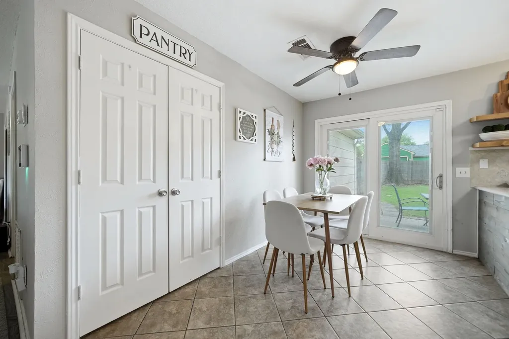 2209 Villawood Lane Garland TX 75040