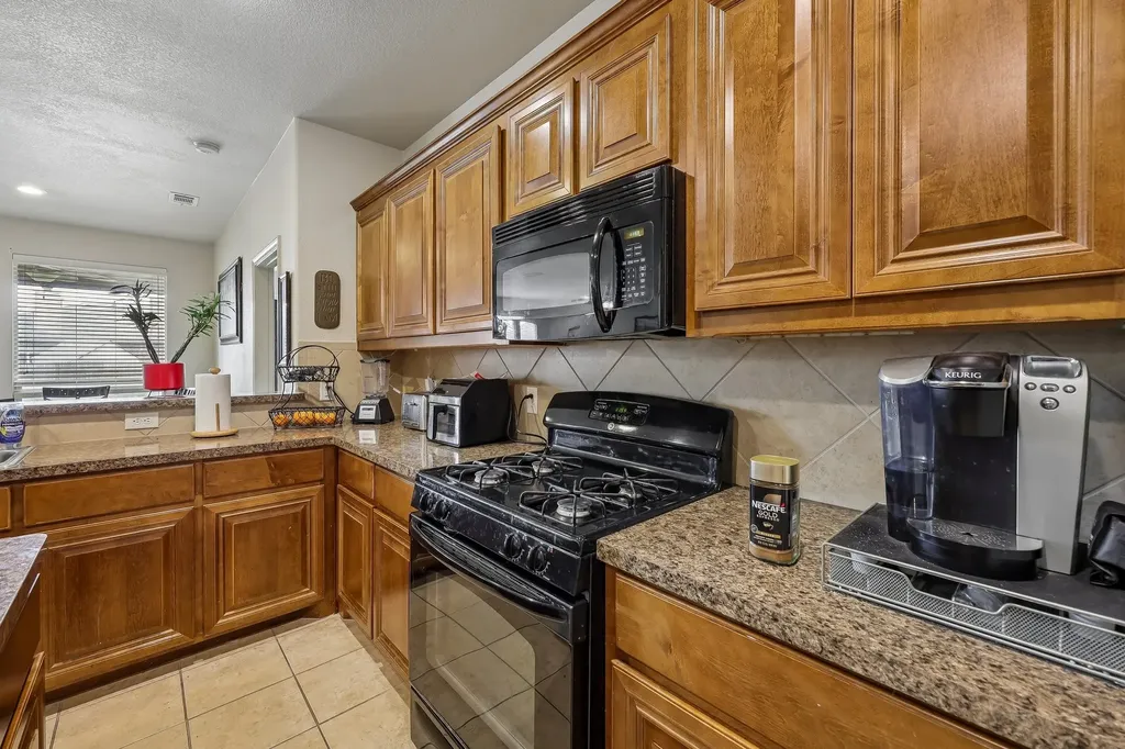 5220 Prestwick Drive Arlington TX 76001