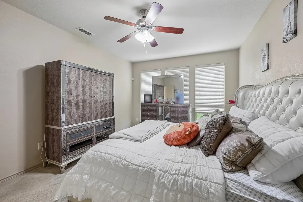 5220 Prestwick Drive Arlington TX 76001