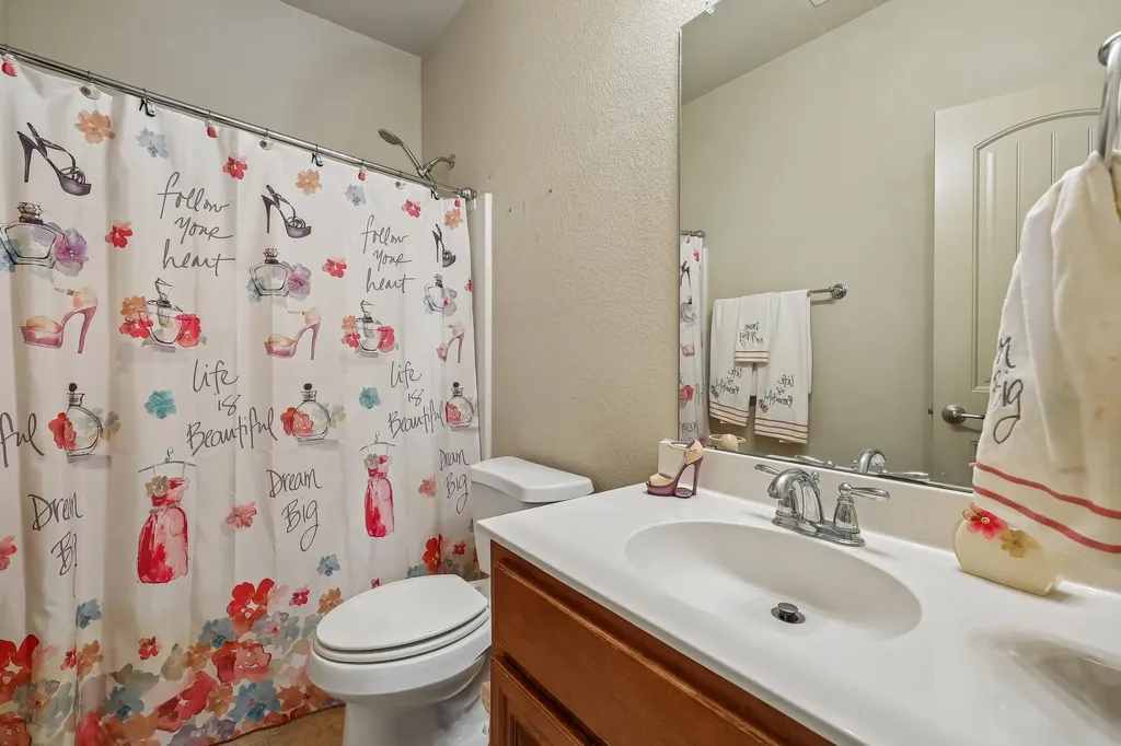 5220 Prestwick Drive Arlington TX 76001