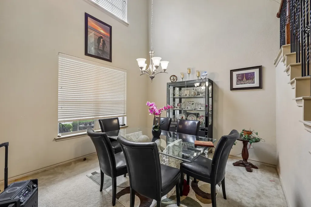 5220 Prestwick Drive Arlington TX 76001