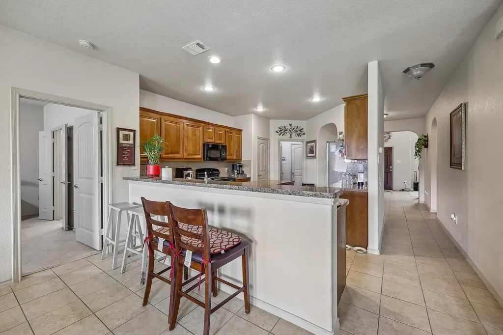 5220 Prestwick Drive Arlington TX 76001