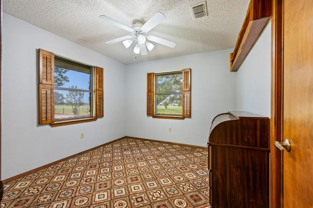 515 New Highland Road Springtown TX 76082