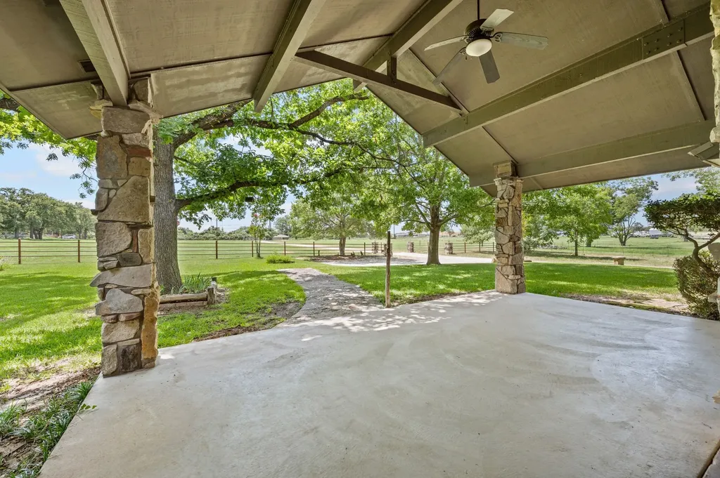 515 New Highland Road Springtown TX 76082
