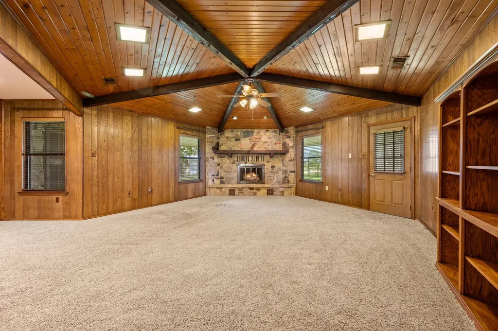 515 New Highland Road Springtown TX 76082