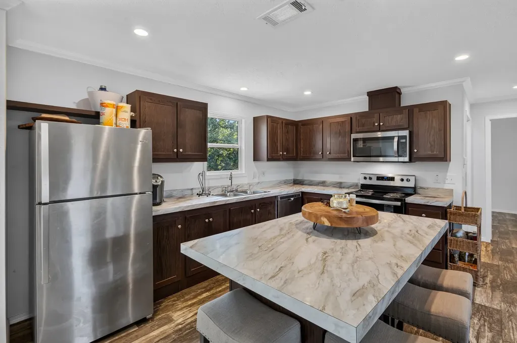 13100 Us 281 North Jacksboro TX 76458