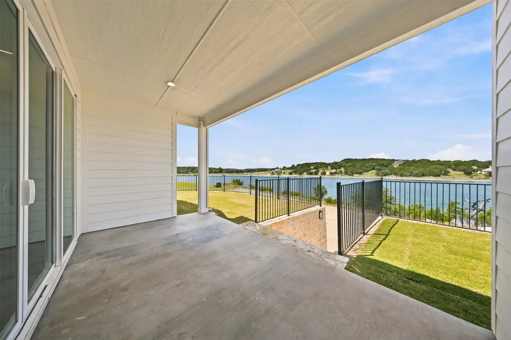 980 Anglers Point Bluff Dale TX 76433