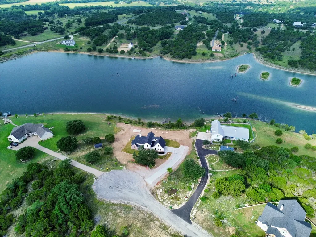 980 Anglers Point Bluff Dale TX 76433