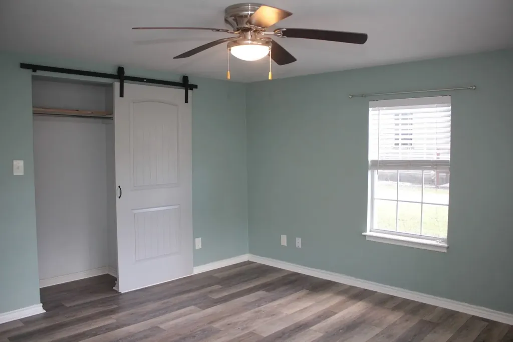 201 Water Street Whitesboro TX 76273