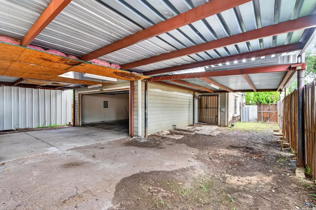 10320 Carolina Oaks Drive Dallas TX 75227