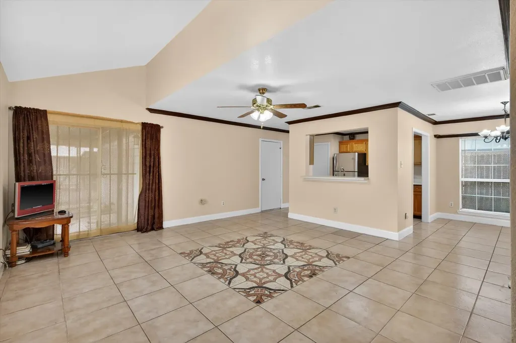 10320 Carolina Oaks Drive Dallas TX 75227