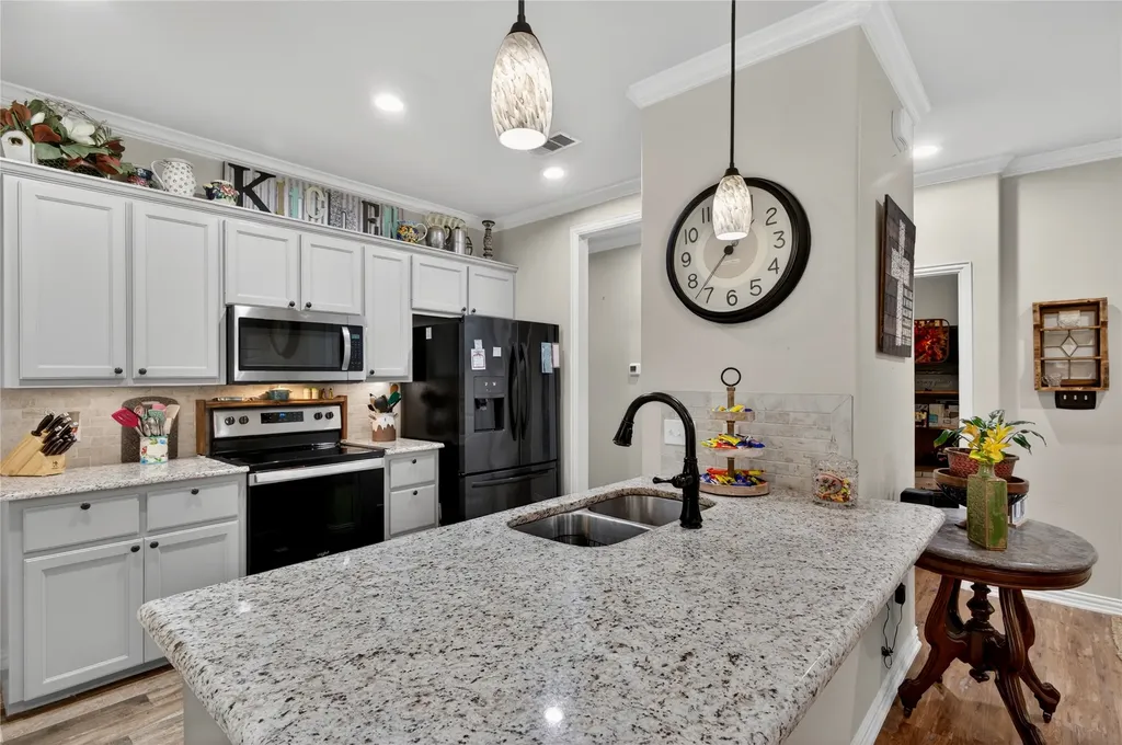 701 W Lamberth Road Sherman TX 75092