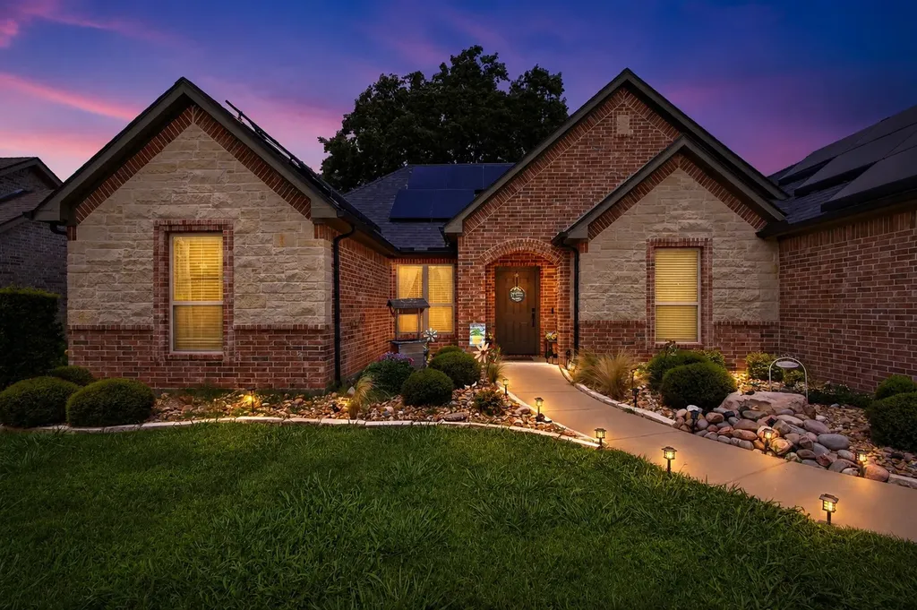 701 W Lamberth Road Sherman TX 75092