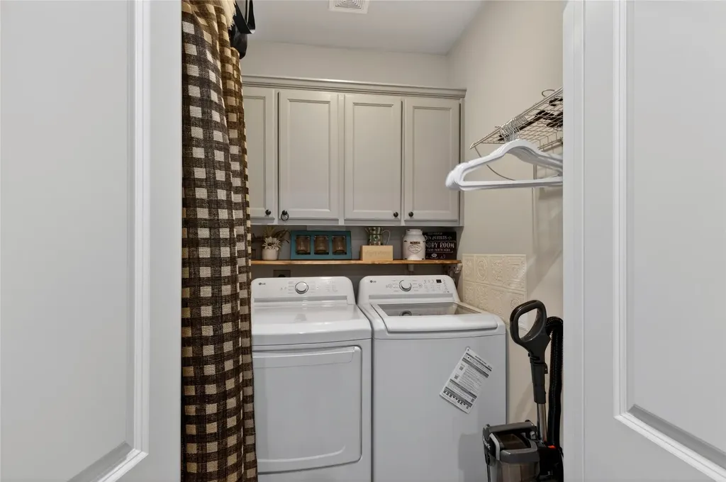 701 W Lamberth Road Sherman TX 75092
