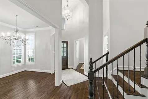 645 Clearwater Drive Irving TX 75039