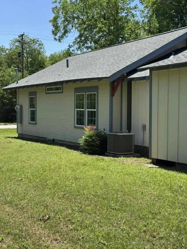 230 SW Live Oak Dublin TX 76446