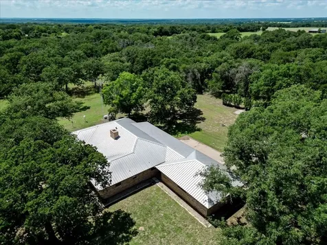 606 Grindstone Road Brock TX 76087