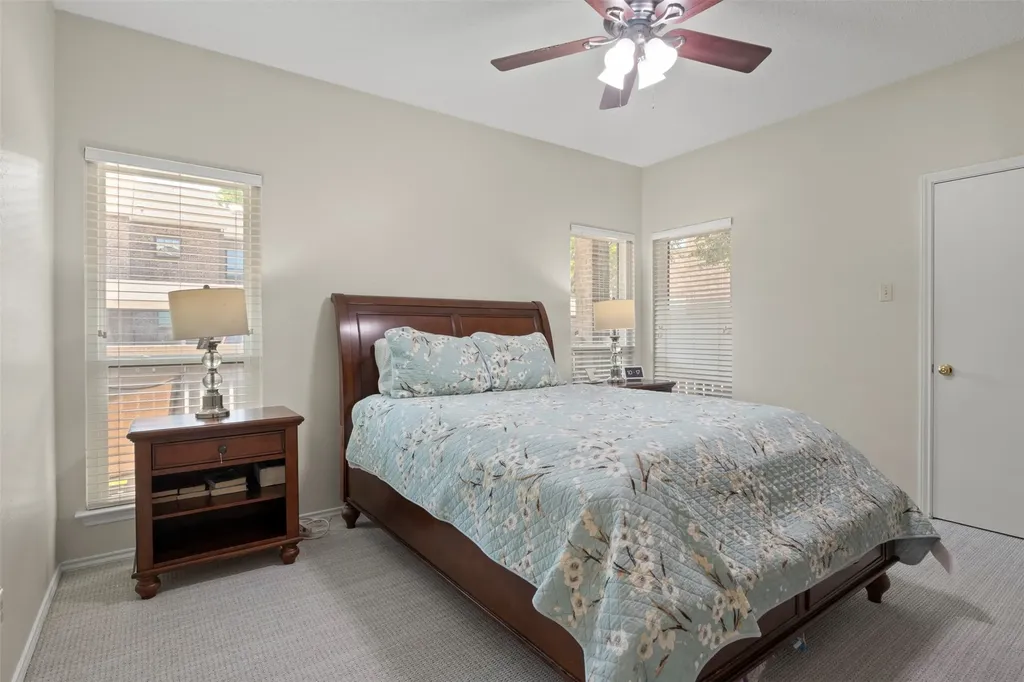 5859 Frankford Road Dallas TX 75252