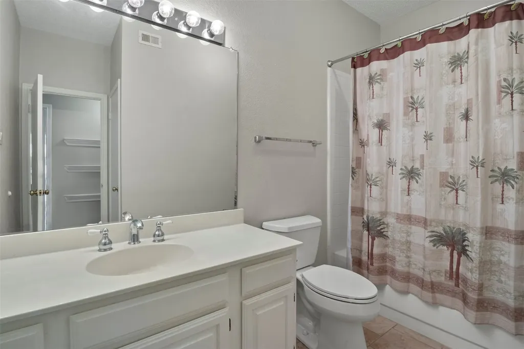 5859 Frankford Road Dallas TX 75252