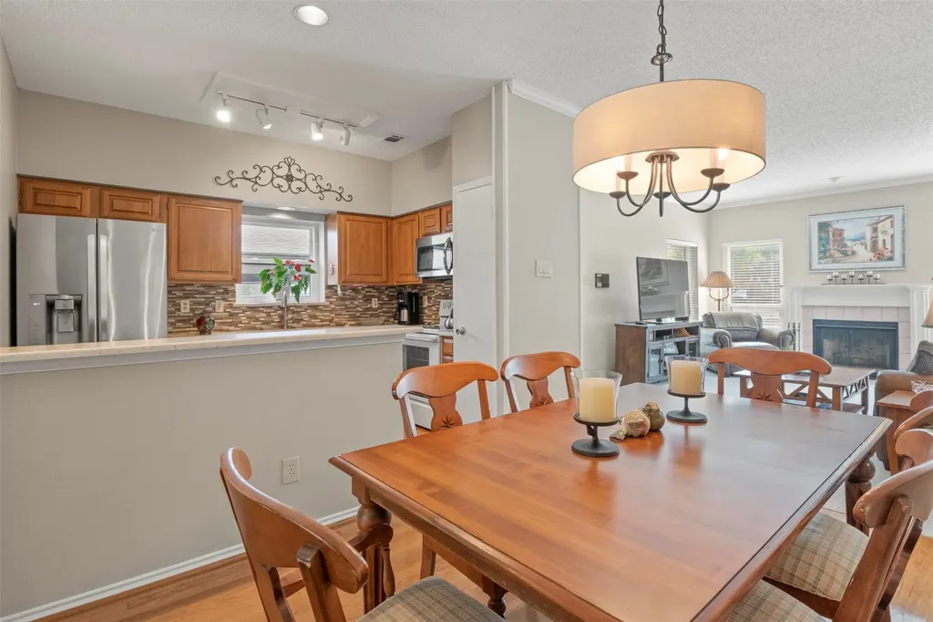 5859 Frankford Road Dallas TX 75252