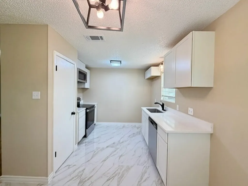 5905 Dan Drive Killeen TX 76543