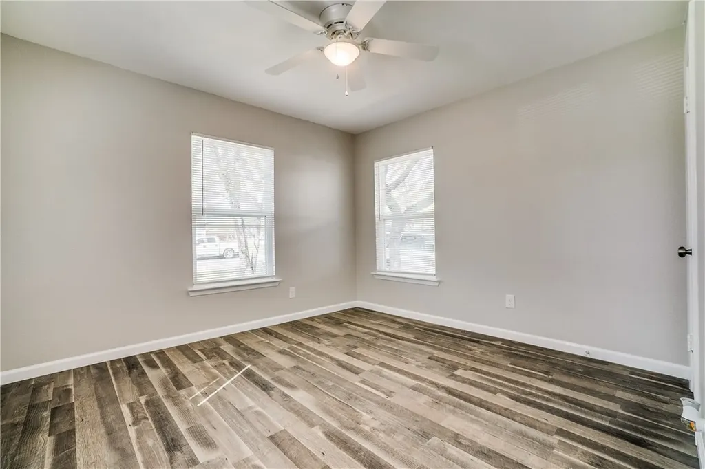 3558 Park Lane Dallas TX 75220