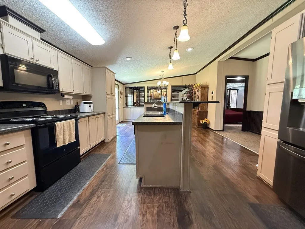 20970 Lee Lane Chandler TX 75758