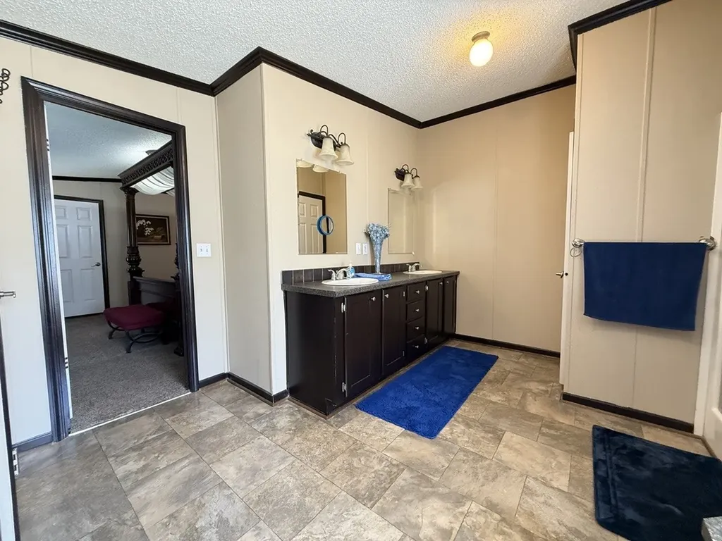 20970 Lee Lane Chandler TX 75758