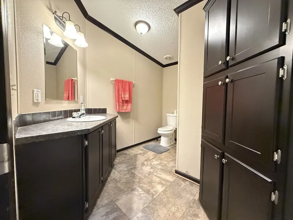 20970 Lee Lane Chandler TX 75758