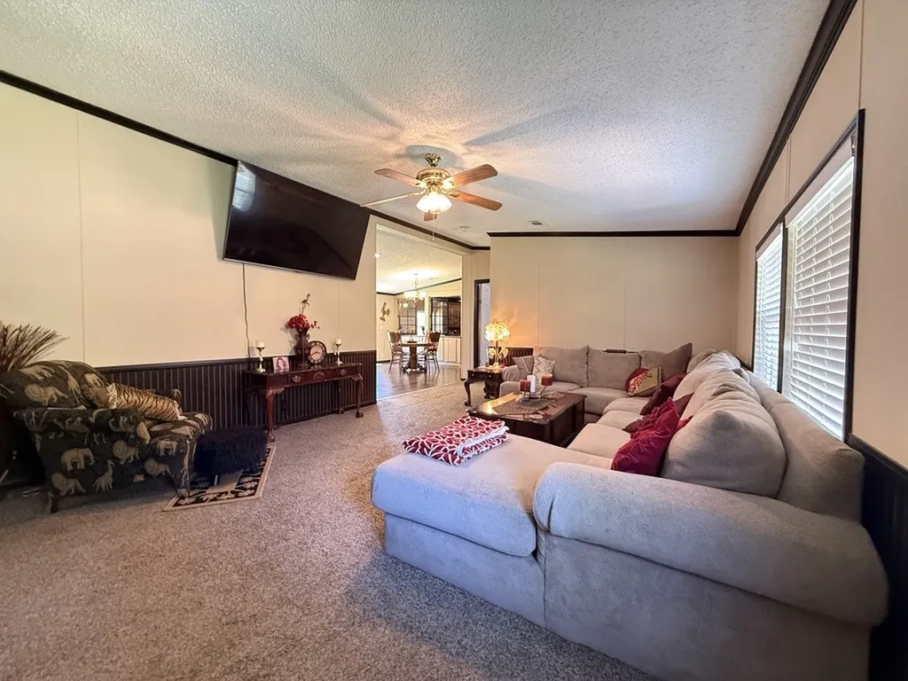 20970 Lee Lane Chandler TX 75758