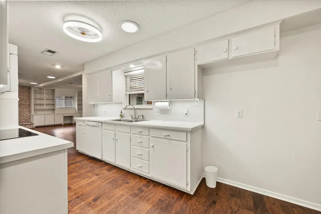 1600 Miller Court Pantego TX 76013