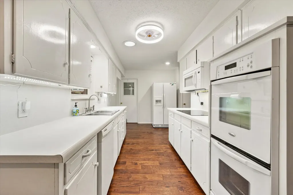 1600 Miller Court Pantego TX 76013