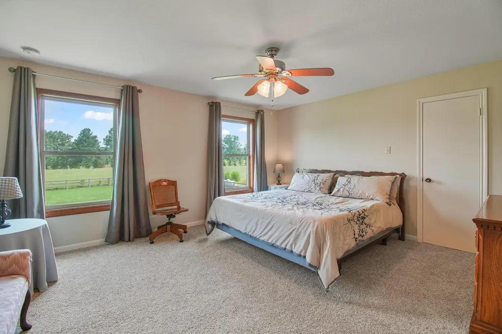 11074 W 64 Highway Overton TX 75684