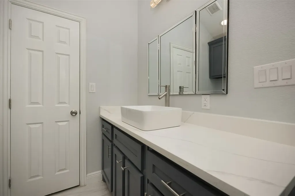 110 Cedar Lane Roanoke TX 76262