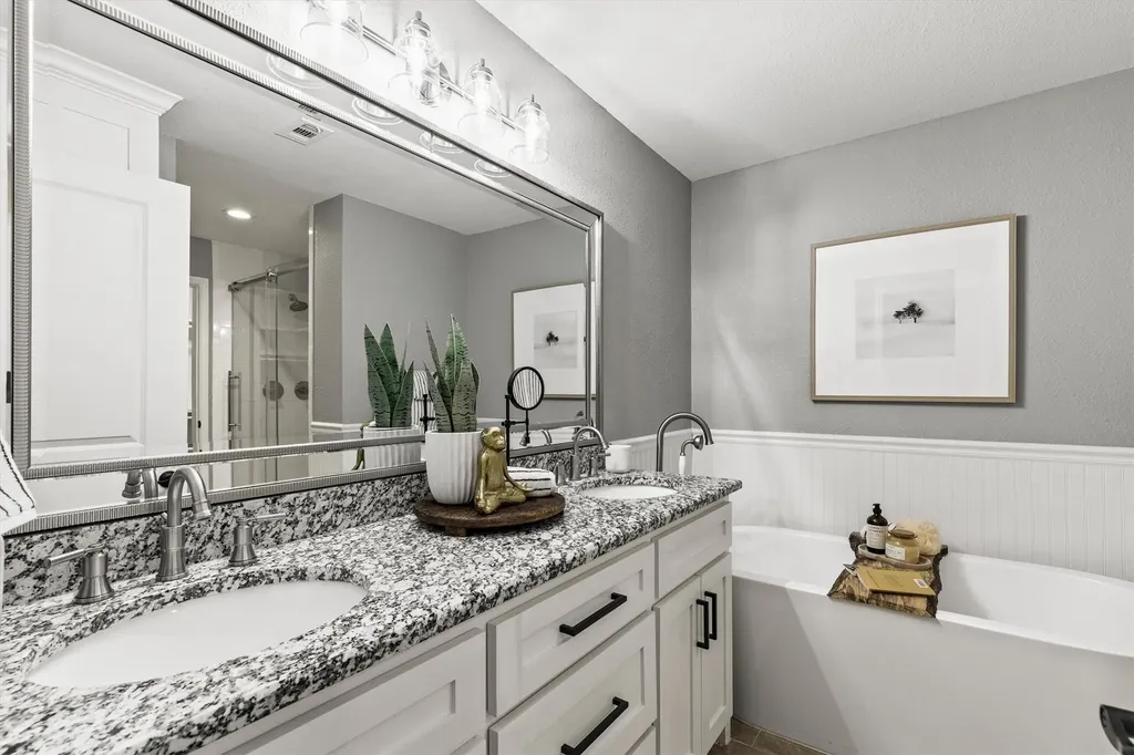 213 Rockbrook Drive Rockwall TX 75087