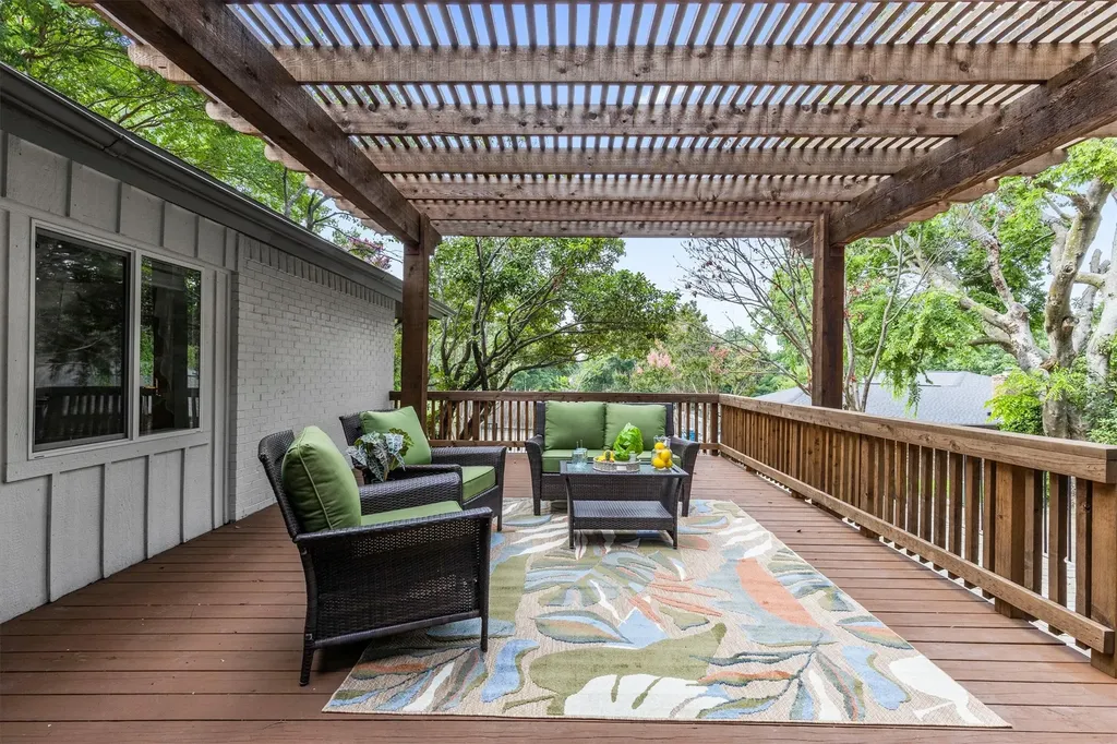 213 Rockbrook Drive Rockwall TX 75087