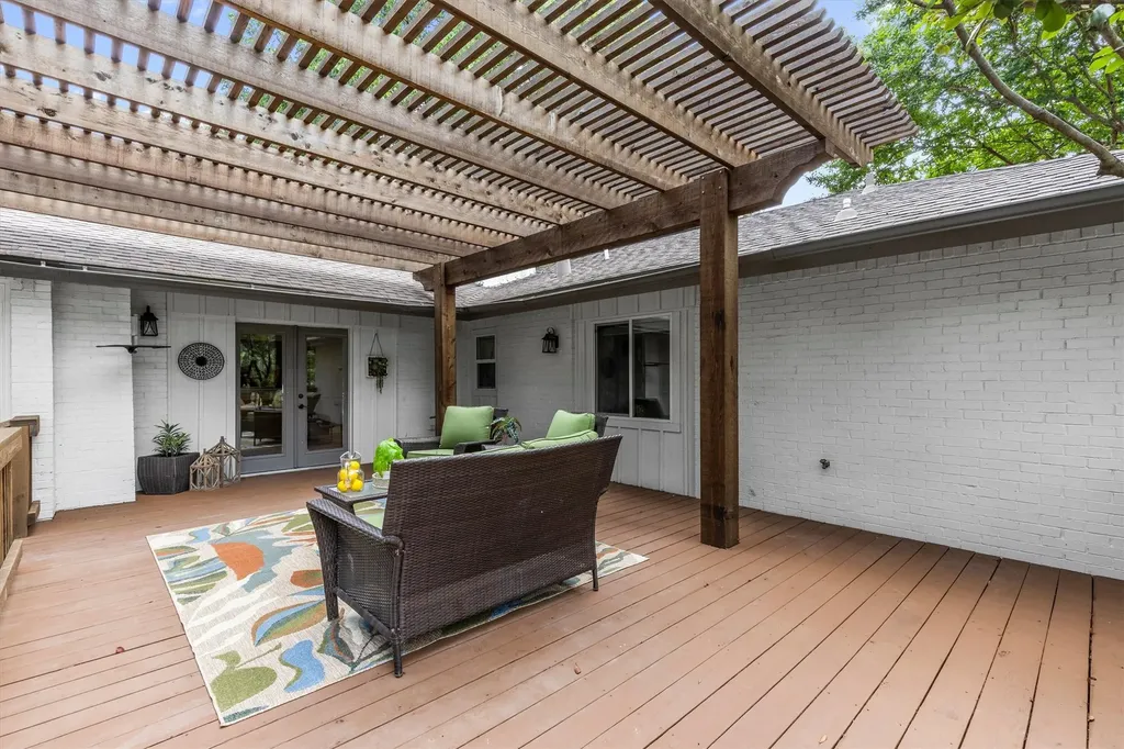 213 Rockbrook Drive Rockwall TX 75087
