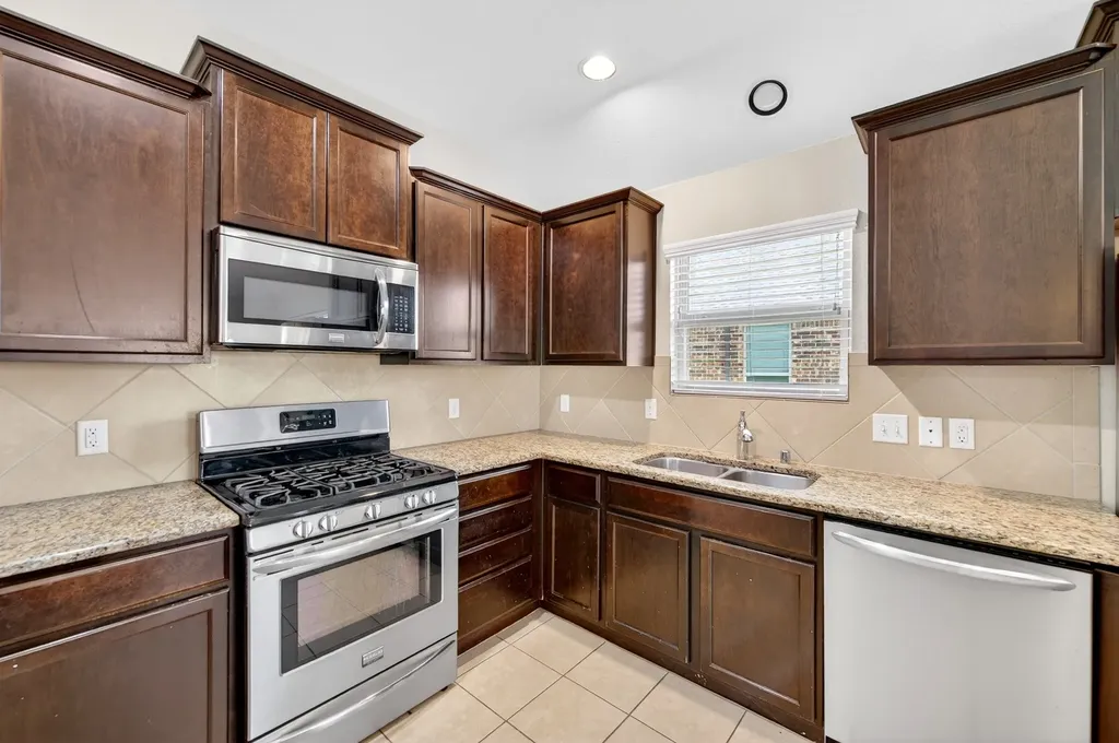 2409 Michelle Creek Drive Little Elm TX 75068