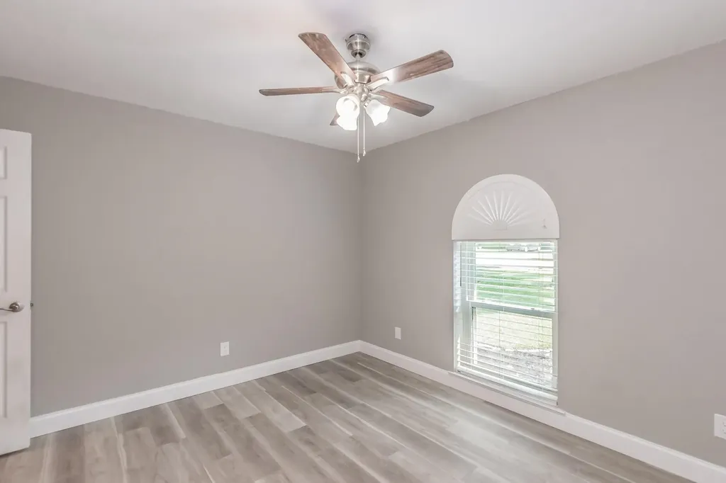 2013 Memphis Drive Bedford TX 76022