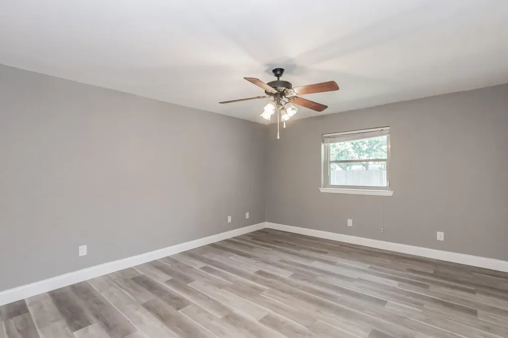 2013 Memphis Drive Bedford TX 76022