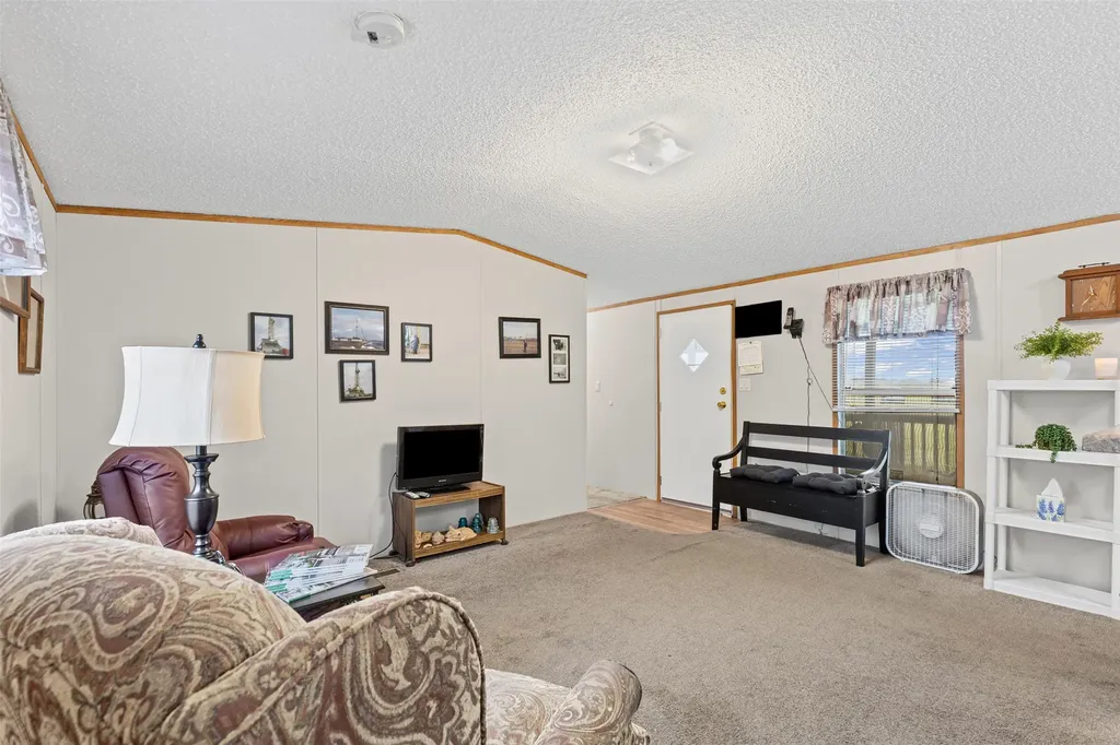 167 Hcr 4105 Covington TX 76636