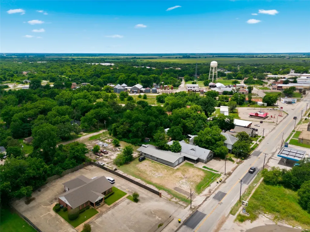 406 Live Oak Street Marlin TX 76661