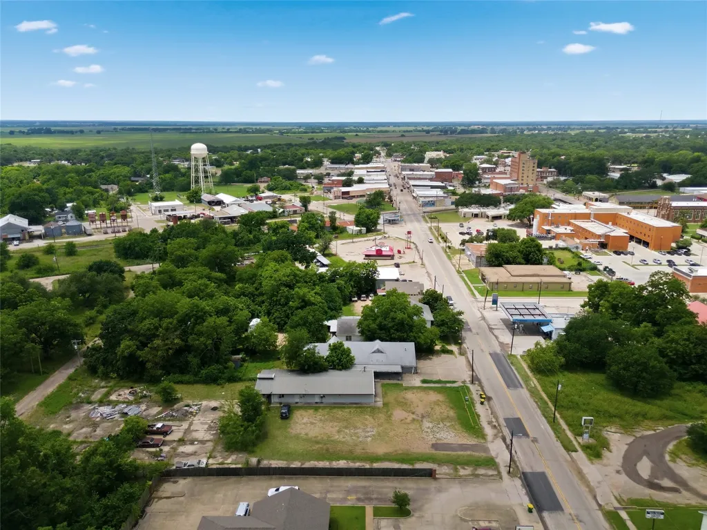 406 Live Oak Street Marlin TX 76661