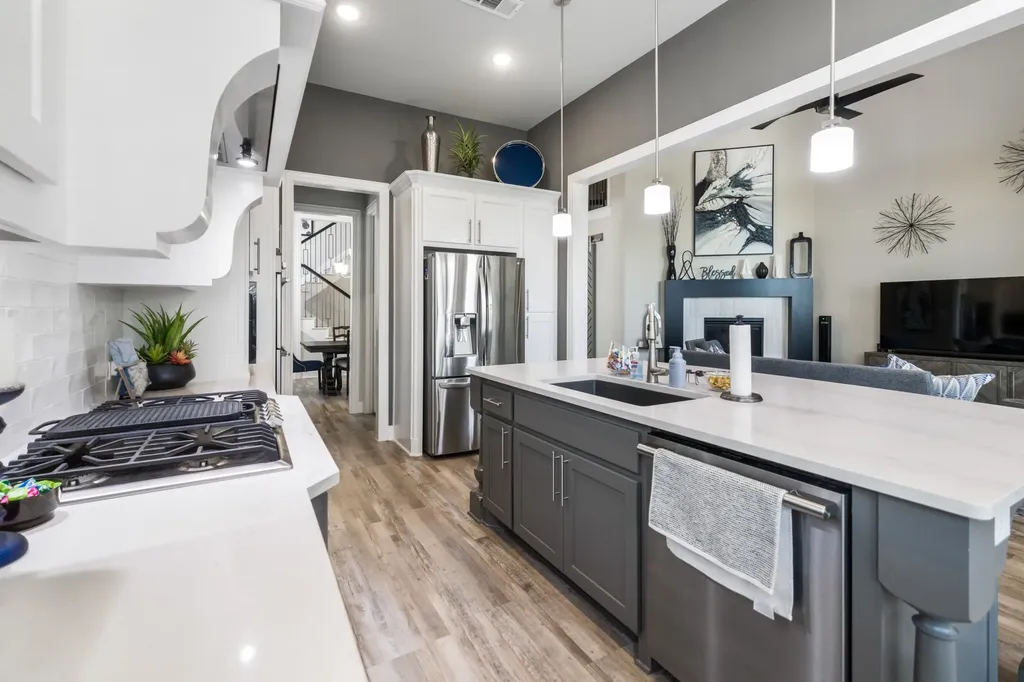 1702 Sycamore Peak Trail Arlington TX 76005