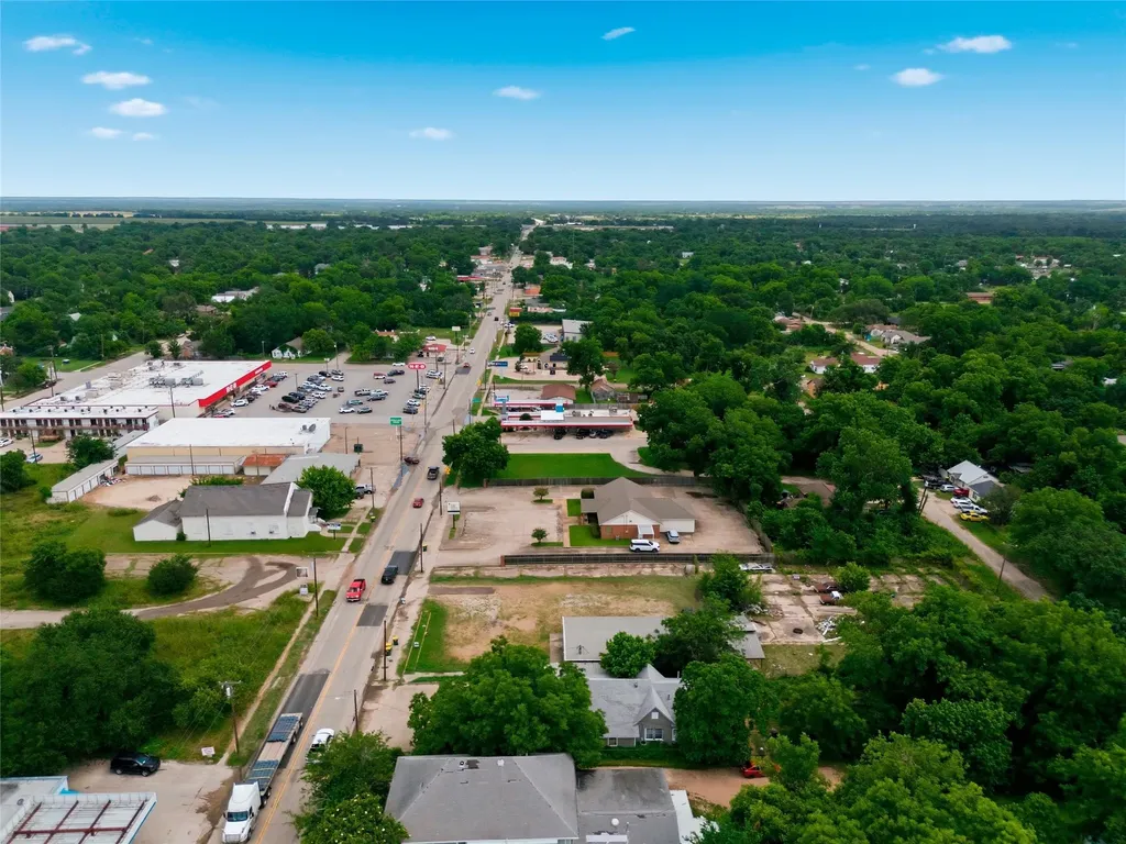 408 Live Oak St Street Marlin TX 76661